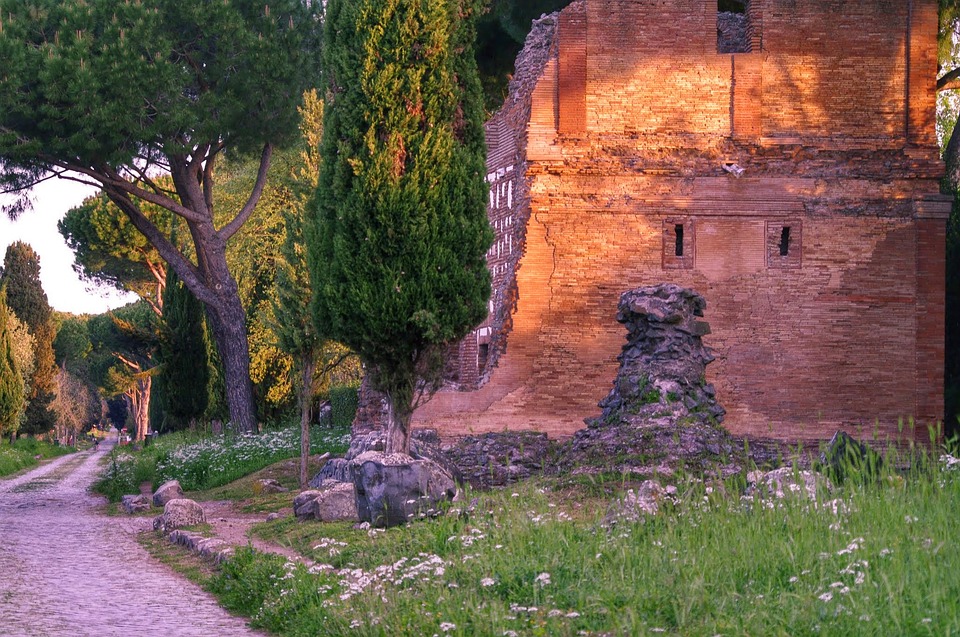 Via Appia Antica, da percorrere per scoprire un pezzo dell’Antica Roma