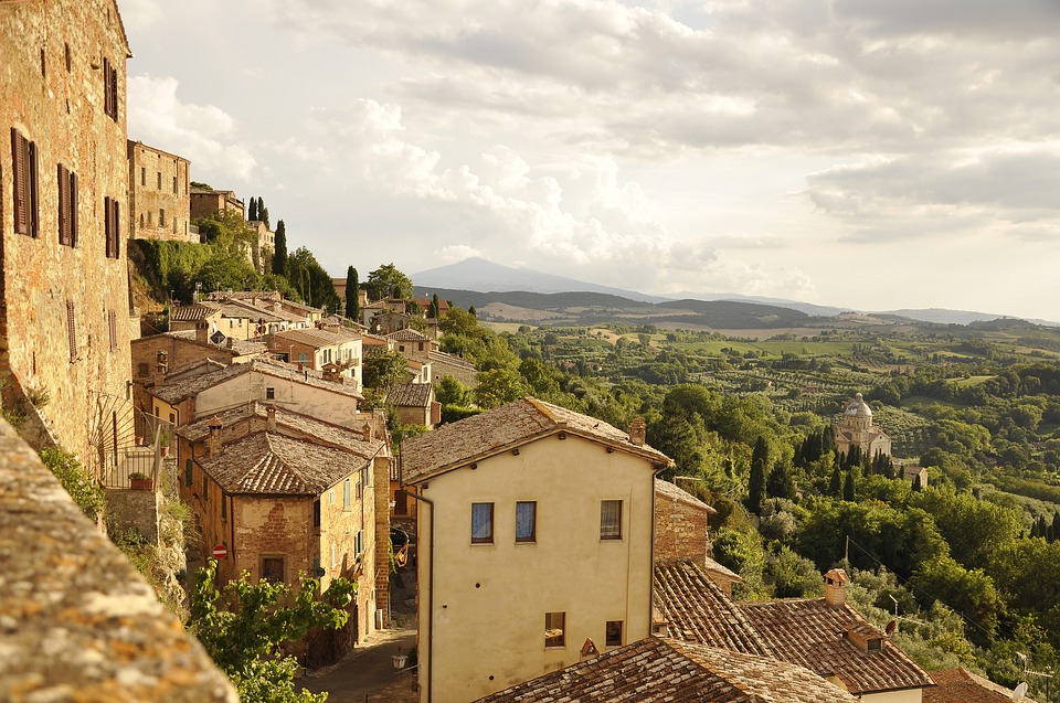 Montepulciano: il borgo medievale tra Val d’Orcia e Val di Chiana